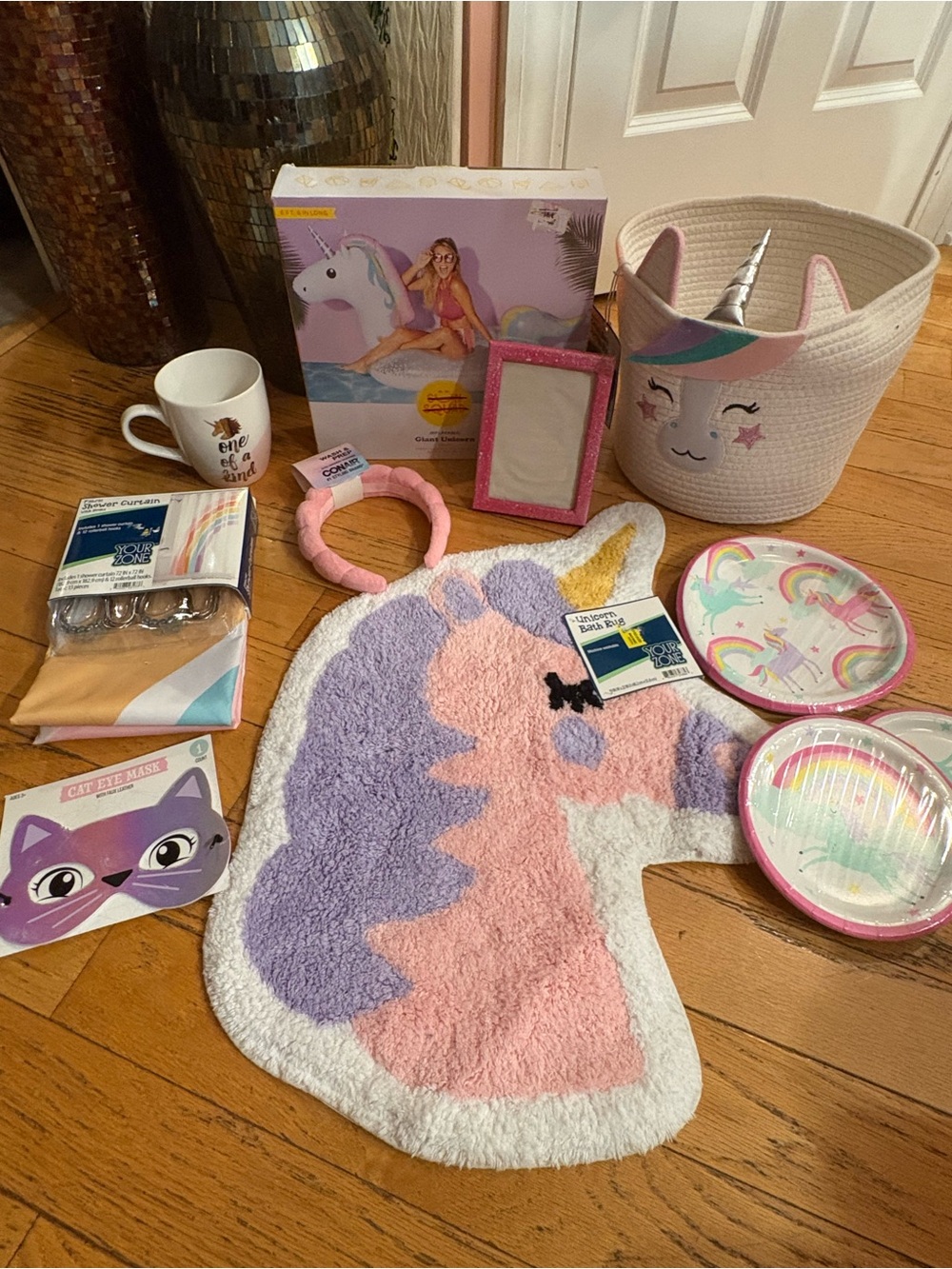 11 piece UNICORN BUNDLE! Rug, shower curtain bin raft frame & more!
